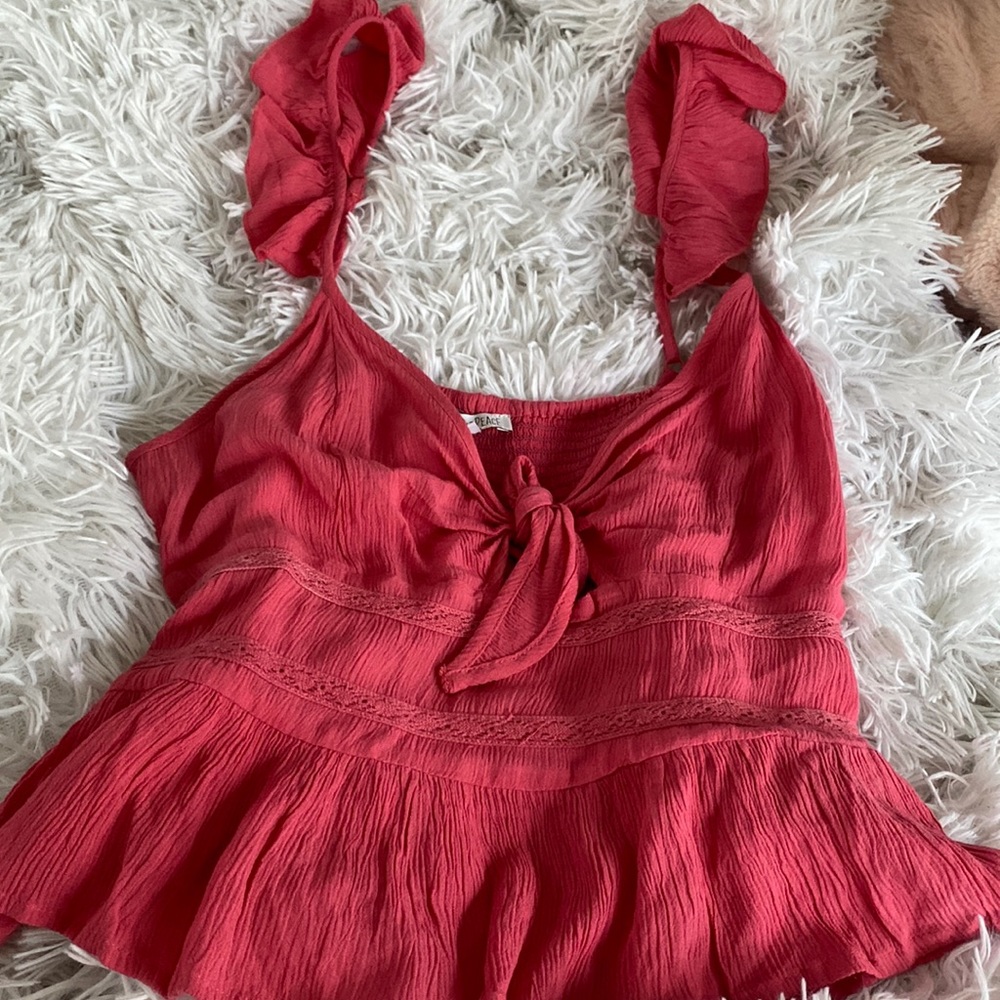 pink flowey top